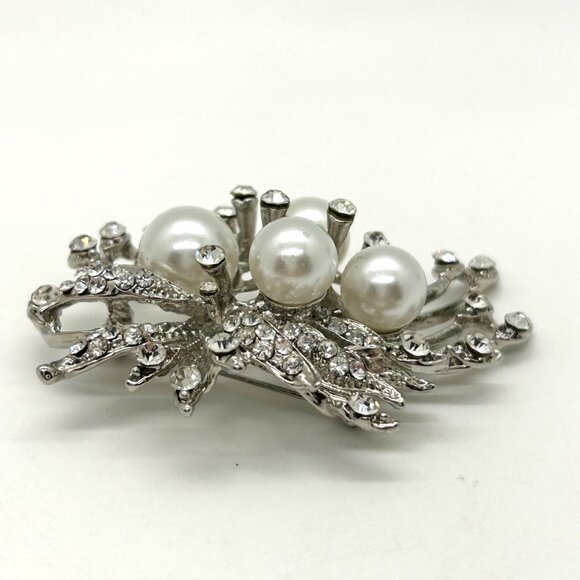 Faux Pearl & Rhinestone Brooch Silver-tone Floral Pin Glam Elegant - Picture 5 of 15